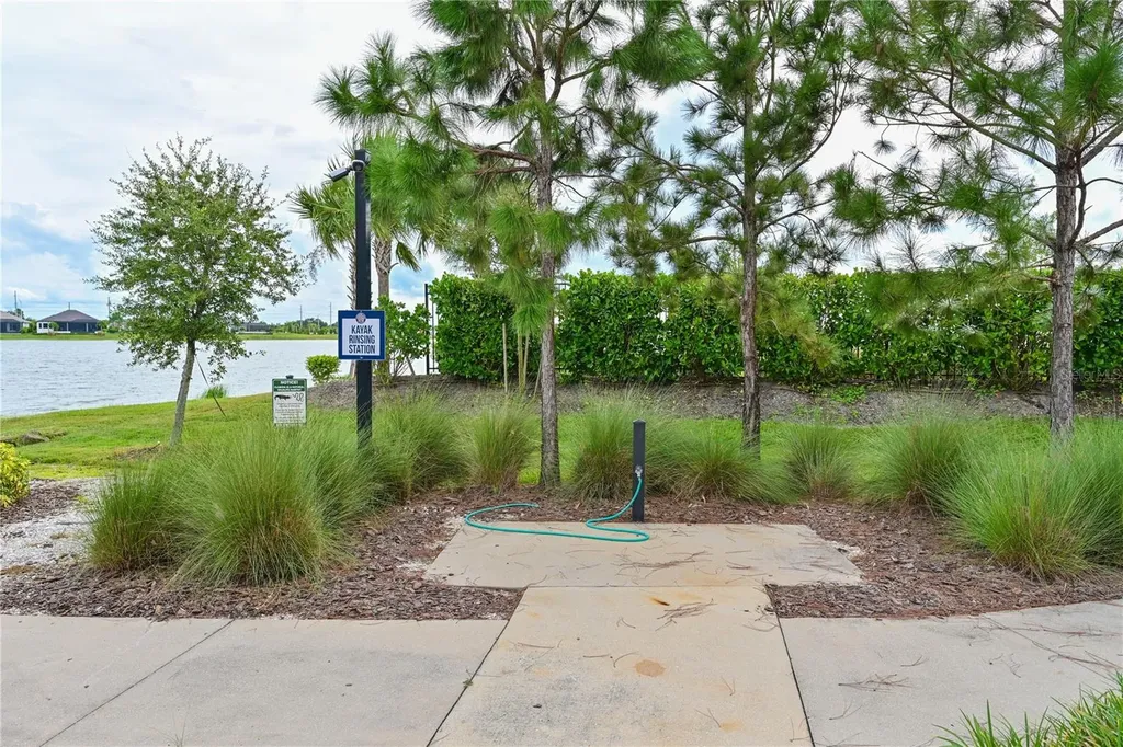 8023 Sandstar Way Sarasota FL 34240