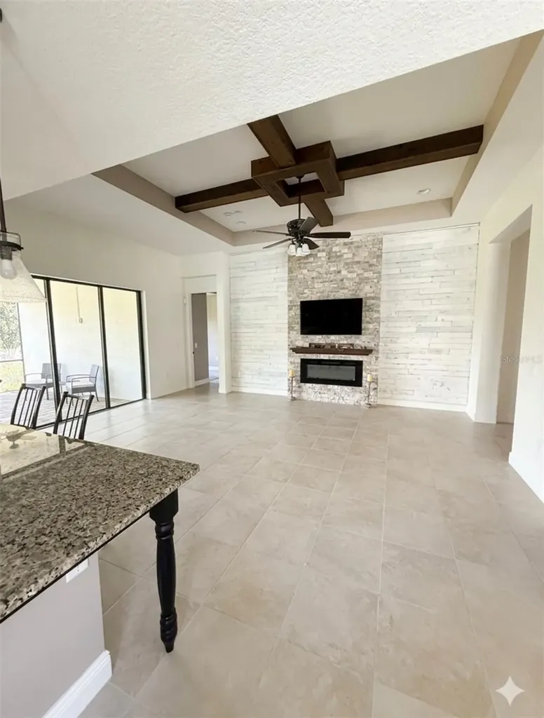 8023 Sandstar Way Sarasota FL 34240