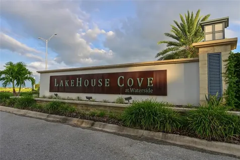 8023 Sandstar Way Sarasota FL 34240