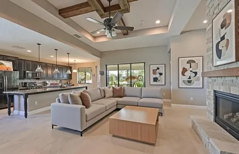 8023 Sandstar Way Sarasota FL 34240