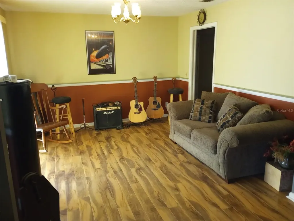 135 Ashley Lake Drive Melrose FL 32666