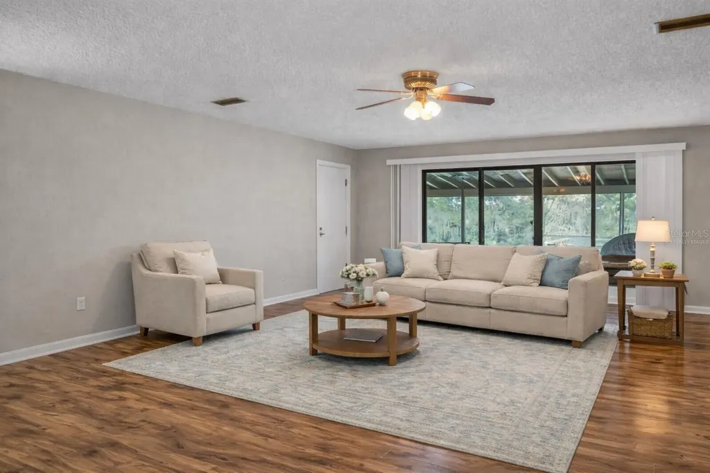 135 Ashley Lake Drive Melrose FL 32666
