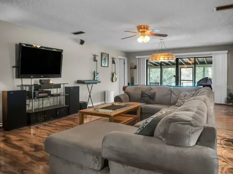 135 Ashley Lake Drive Melrose FL 32666