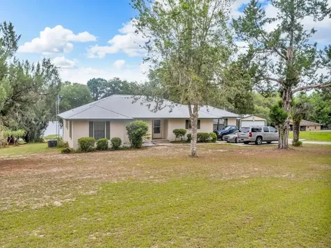 135 Ashley Lake Drive Melrose FL 32666