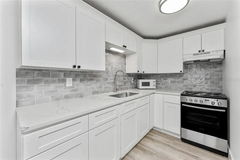 470 S Mccall Road Englewood FL 34223