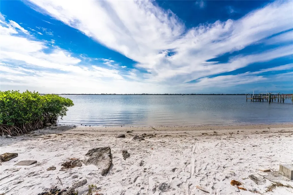 470 S Mccall Road Englewood FL 34223