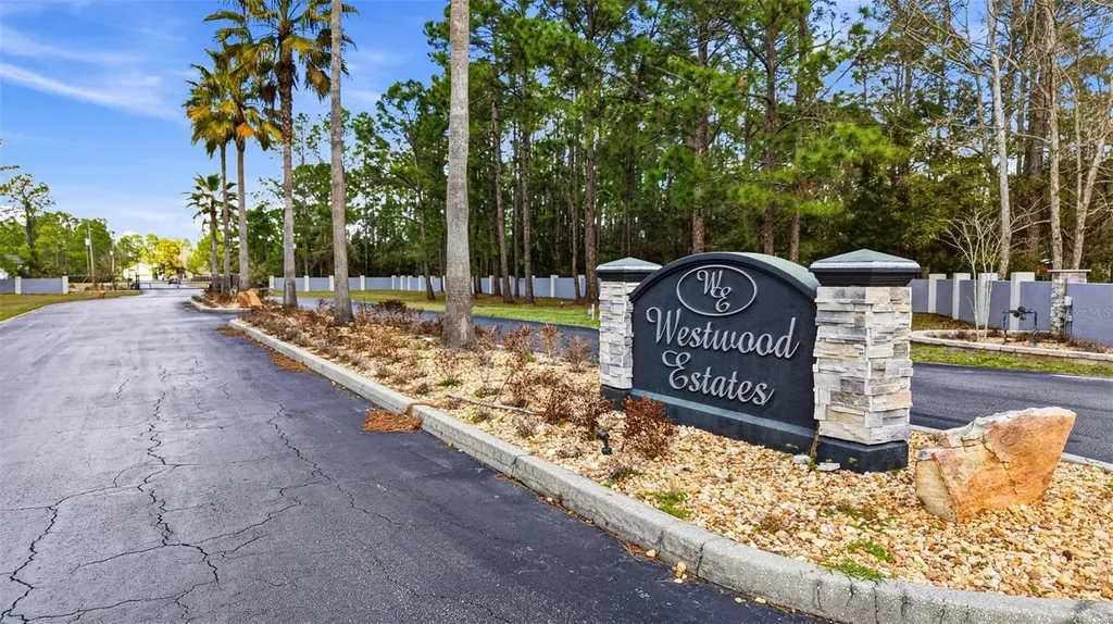 8001 Woodleaf Boulevard Wesley Chapel FL 33544