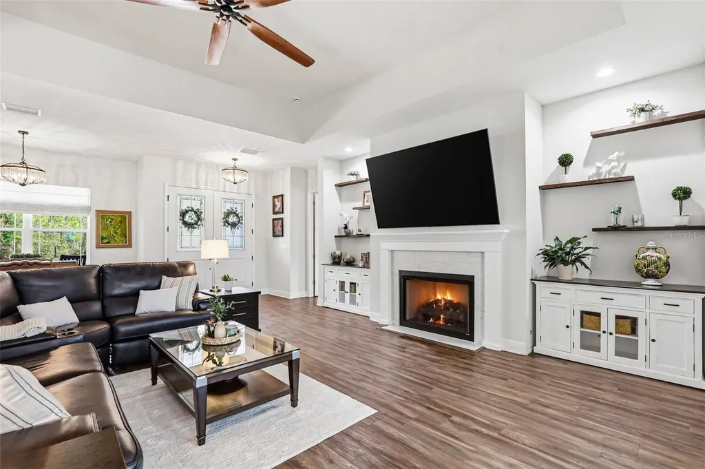8001 Woodleaf Boulevard Wesley Chapel FL 33544