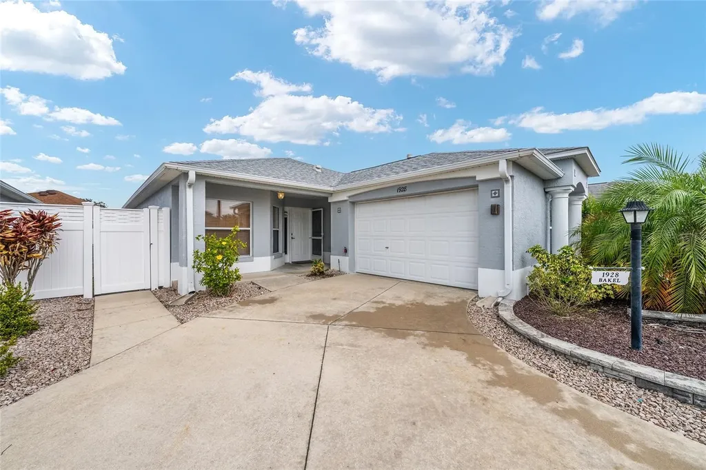 1928 Peachtree Avenue The Villages FL 32162