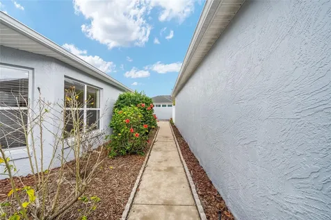 1928 Peachtree Avenue The Villages FL 32162