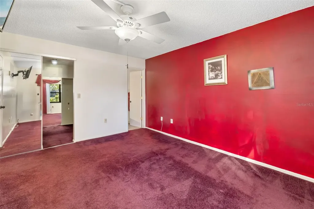 425 30th Avenue W Bradenton FL 34205