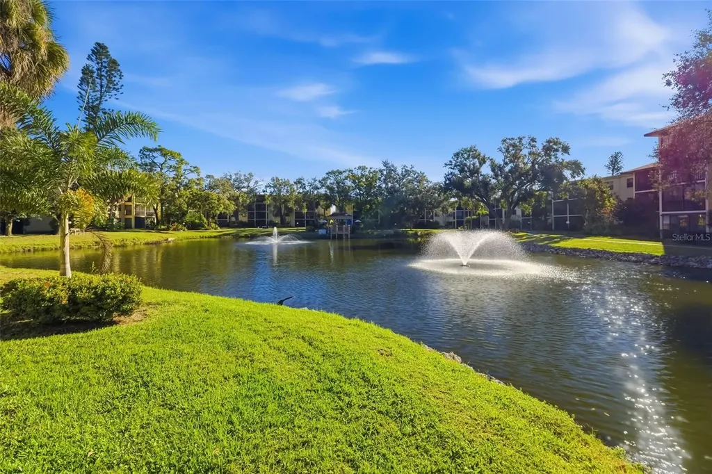 425 30th Avenue W Bradenton FL 34205