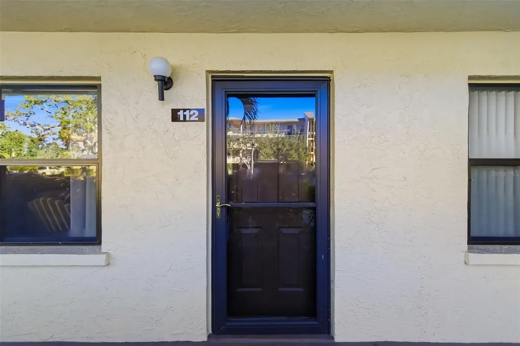 425 30th Avenue W Bradenton FL 34205
