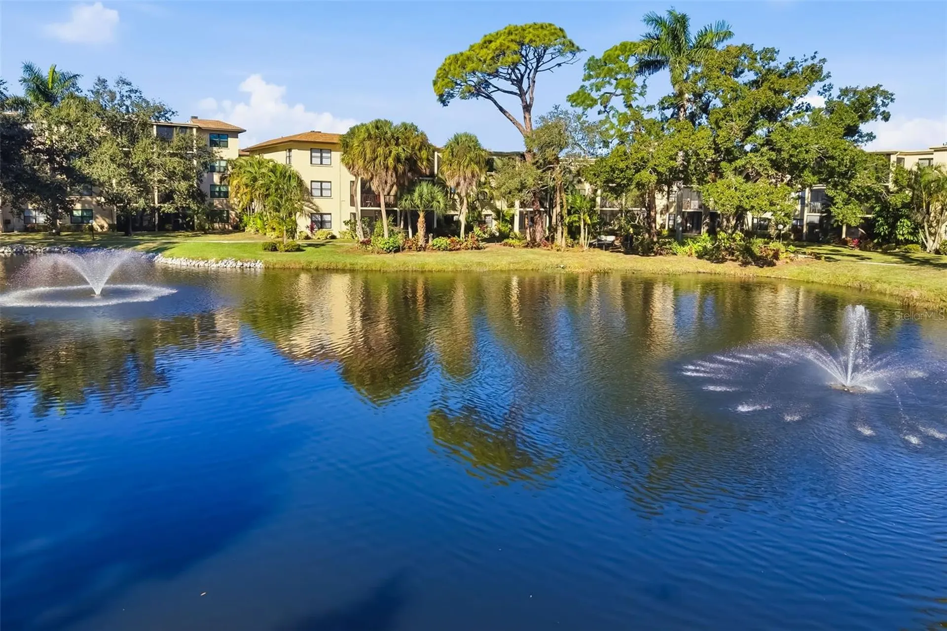 425 30th Avenue W Bradenton FL 34205