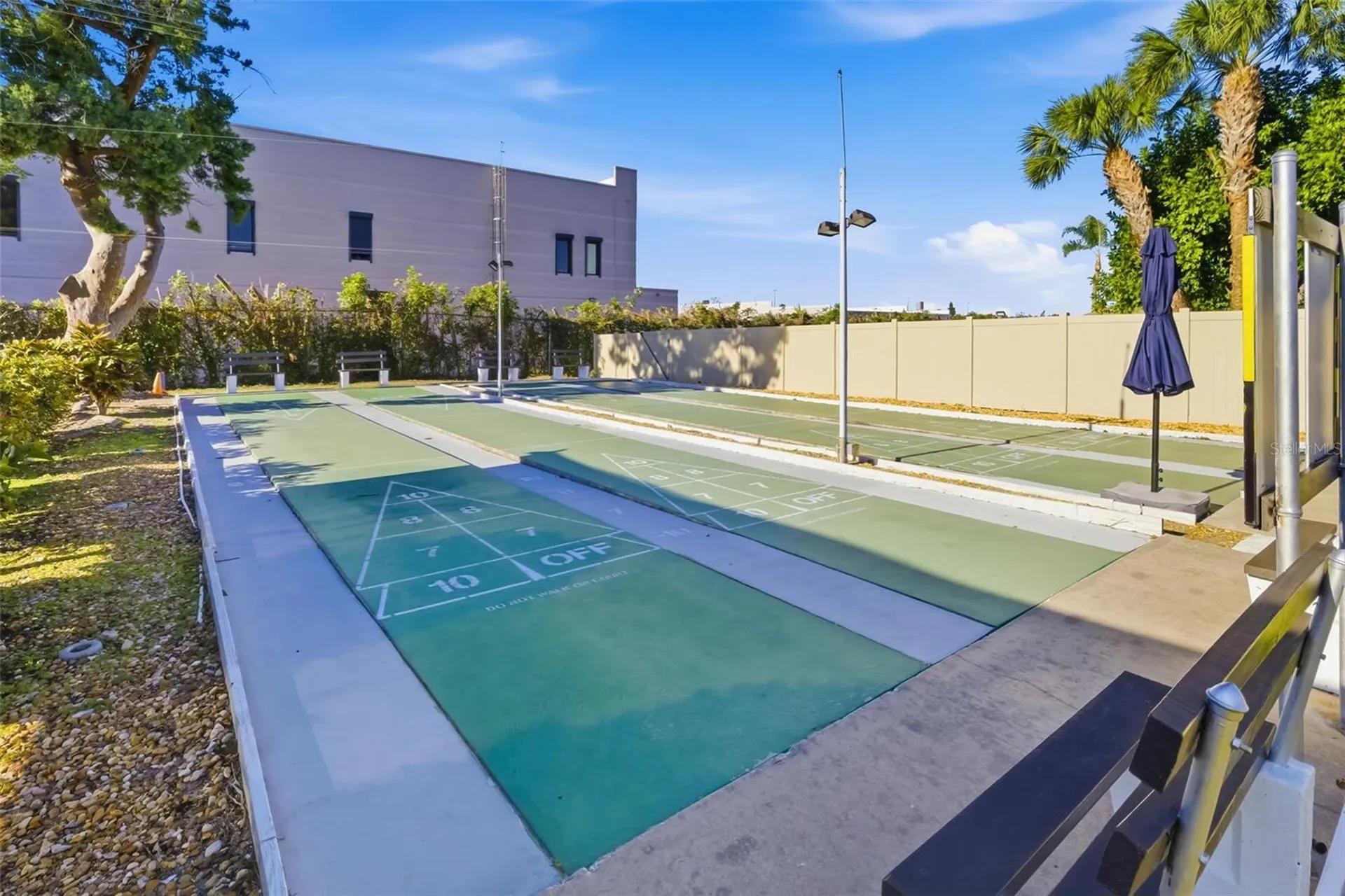 425 30th Avenue W Bradenton FL 34205