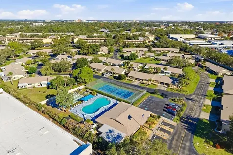 425 30th Avenue W Bradenton FL 34205