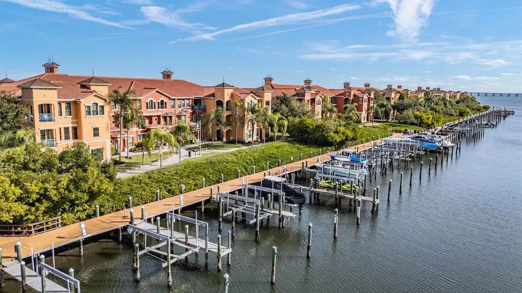 2749 Via Cipriani Clearwater FL 33764