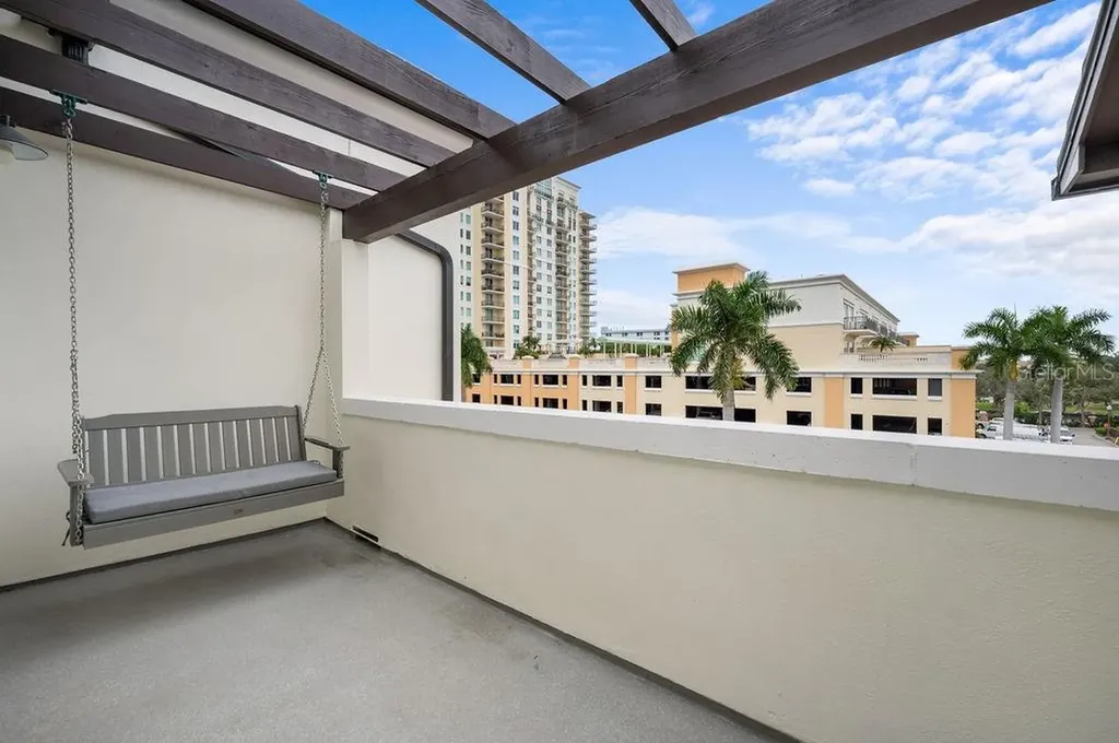 1274 May Lane Sarasota FL 34236