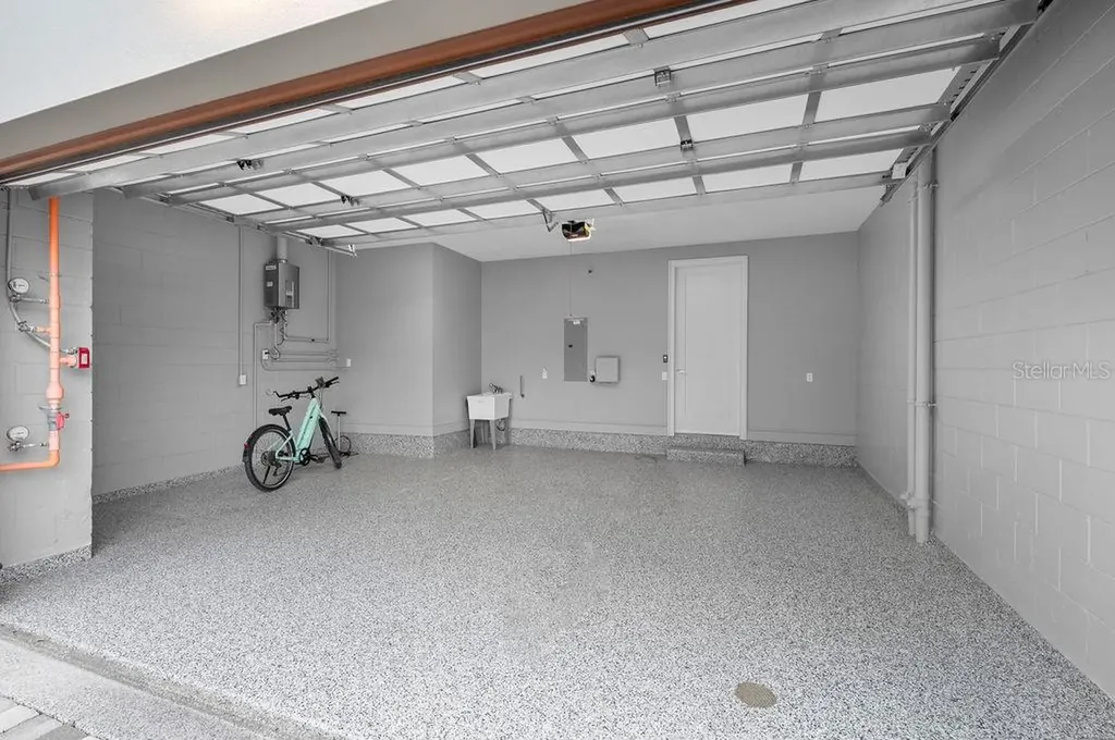1274 May Lane Sarasota FL 34236