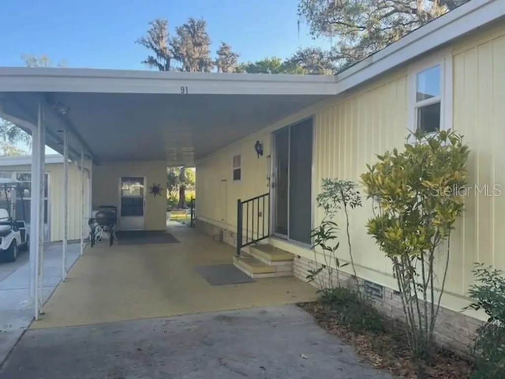 91 N Bobwhite Road Wildwood FL 34785