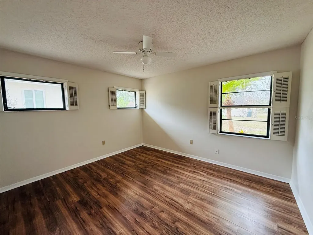 8992 Hernando Way Weeki Wachee FL 34613