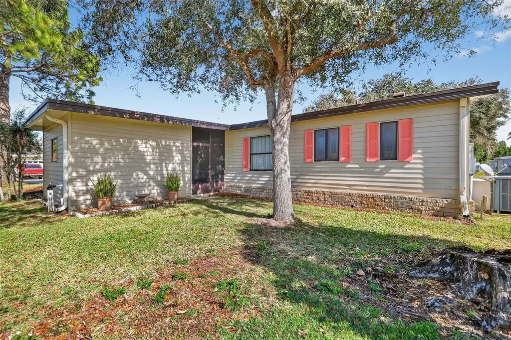 3211 Wekiva Road Tavares FL 32778