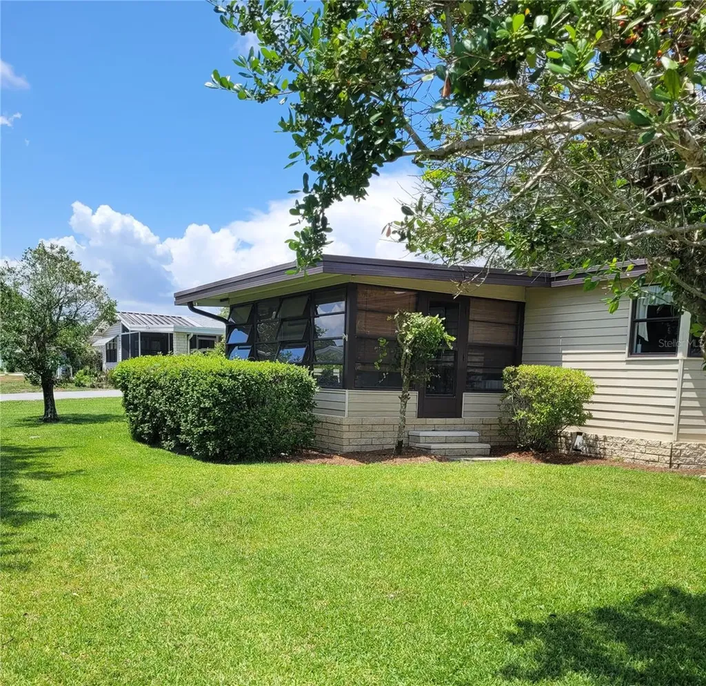 3211 Wekiva Road Tavares FL 32778