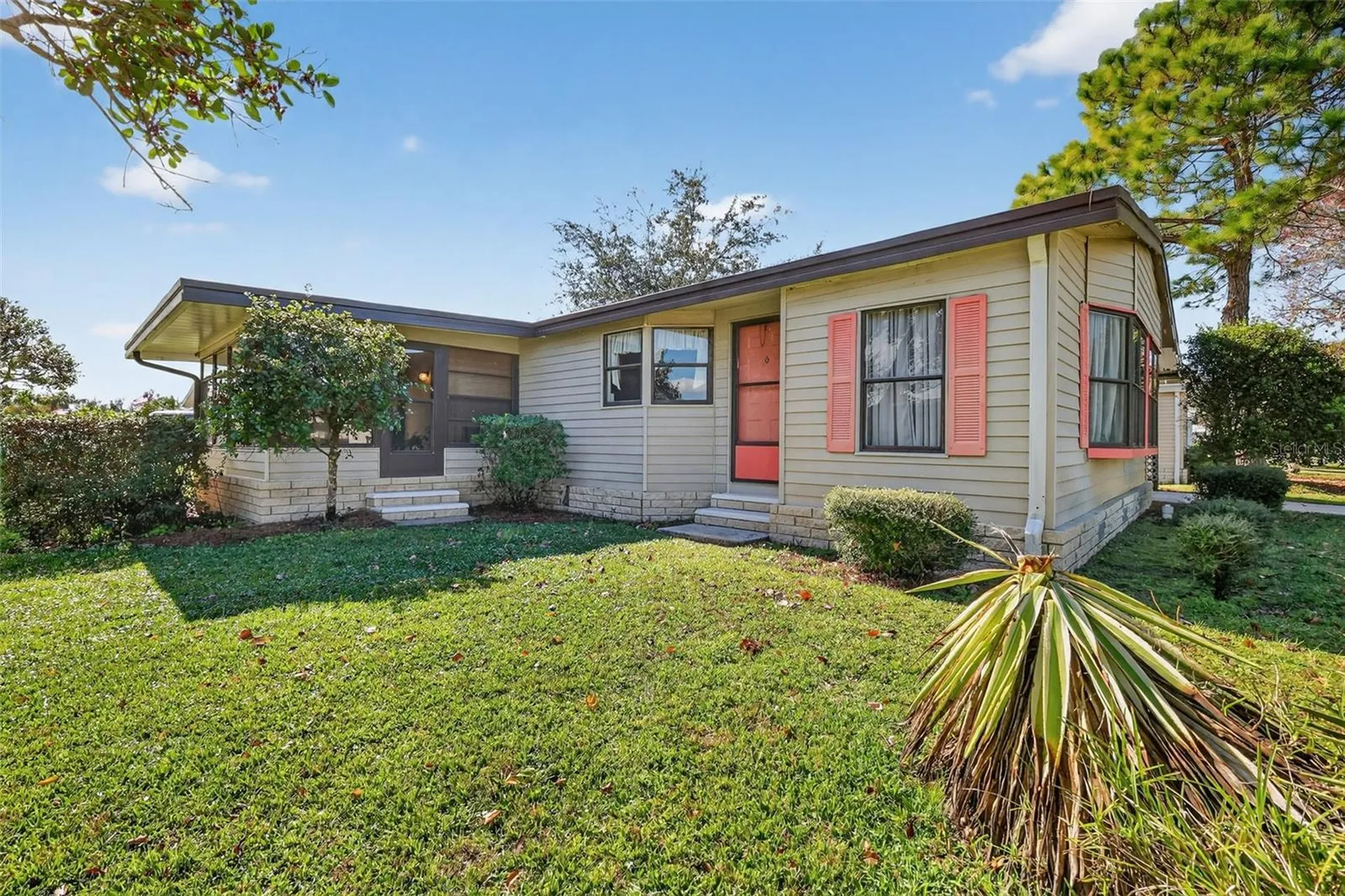3211 Wekiva Road Tavares FL 32778