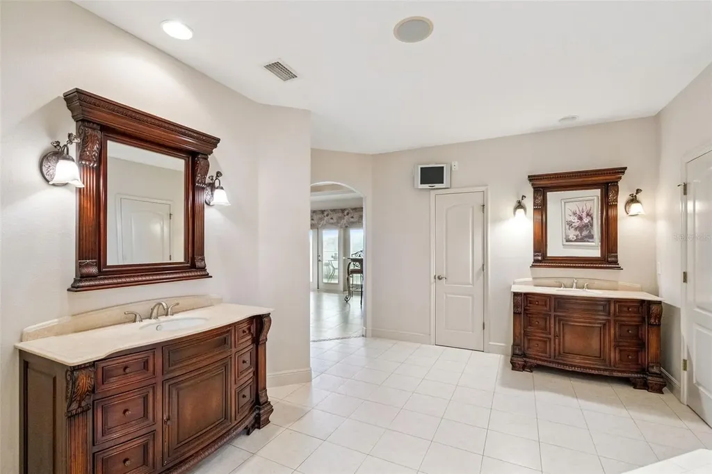 19949 S Buckhill Road Clermont FL 34715