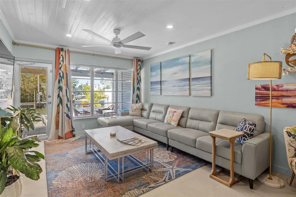 26 Seaside Court Holmes Beach FL 34217