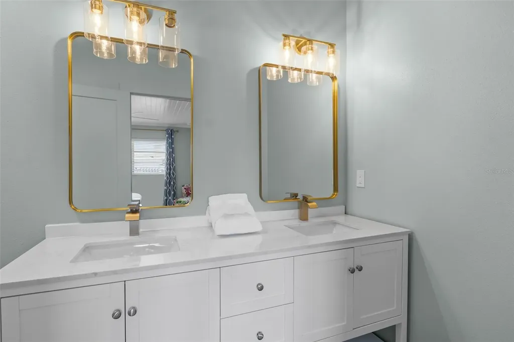 26 Seaside Court Holmes Beach FL 34217