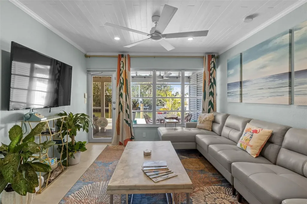 26 Seaside Court Holmes Beach FL 34217