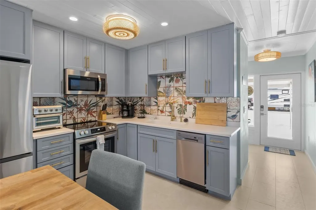 26 Seaside Court Holmes Beach FL 34217