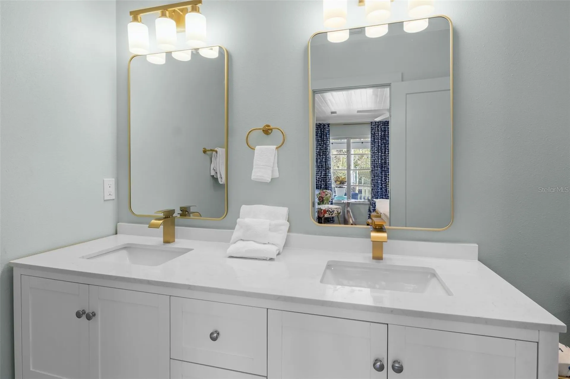 26 Seaside Court Holmes Beach FL 34217