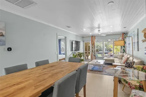 26 Seaside Court Holmes Beach FL 34217