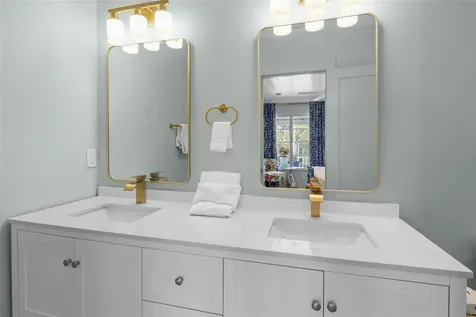 26 Seaside Court Holmes Beach FL 34217