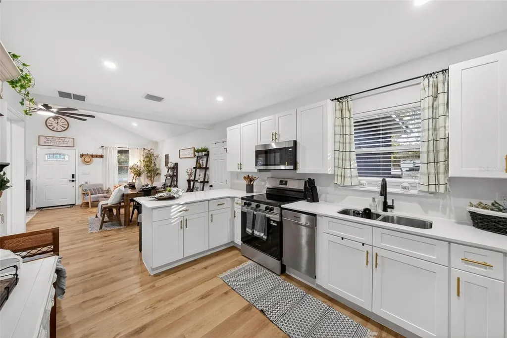 1503 Granite State Court Mount Dora FL 32757