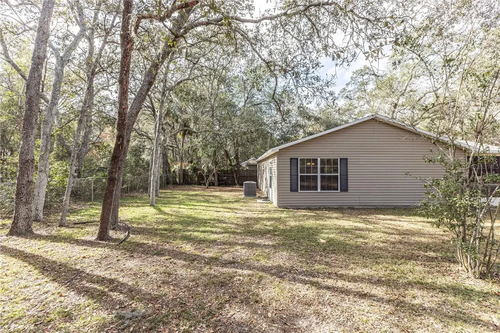 4438 Calamondin Street Lady Lake FL 32159