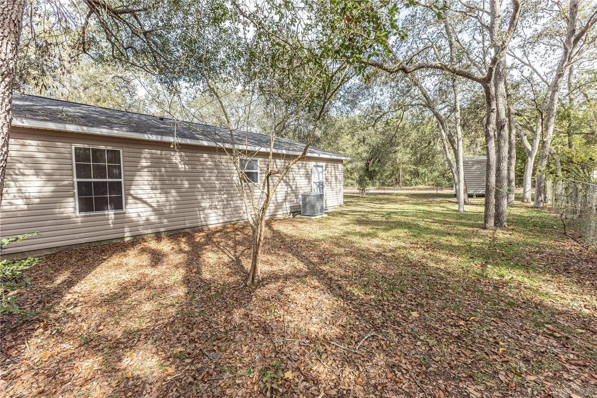 4438 Calamondin Street Lady Lake FL 32159