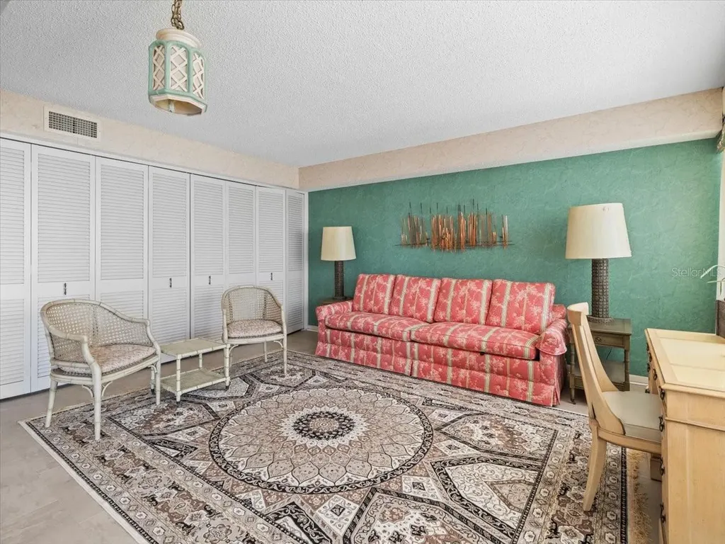 1400 Gulf Boulevard Clearwater FL 33767