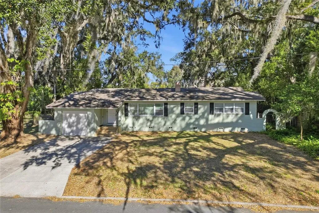 203 W Poinsettia Street Lakeland FL 33803