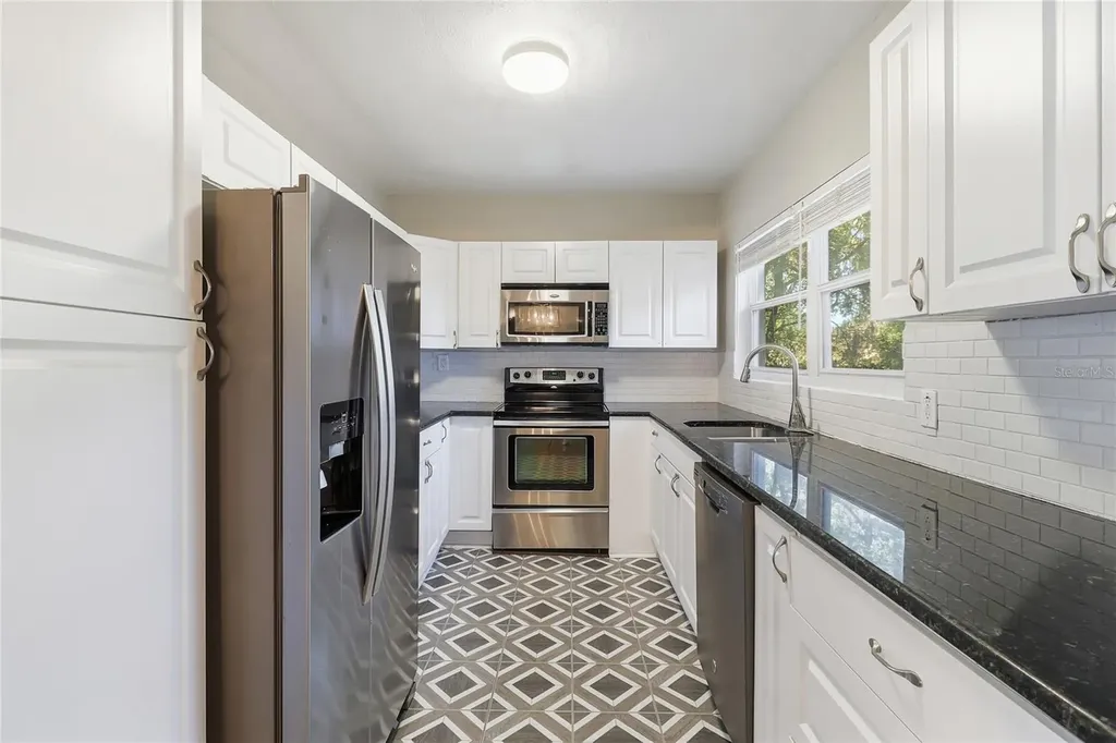 203 W Poinsettia Street Lakeland FL 33803