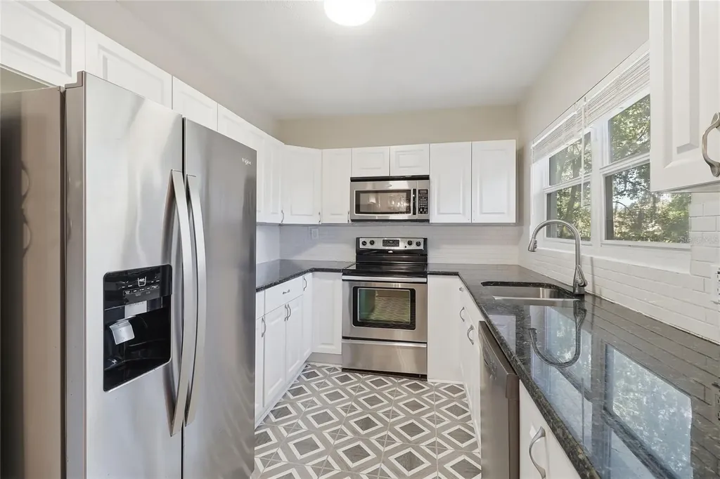 203 W Poinsettia Street Lakeland FL 33803
