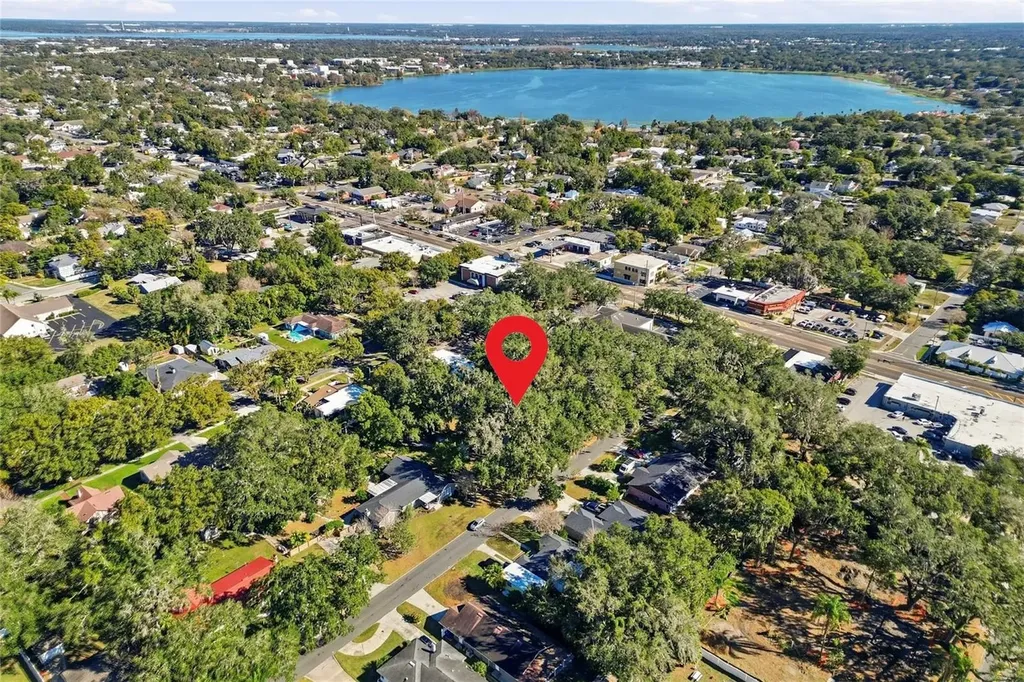 203 W Poinsettia Street Lakeland FL 33803
