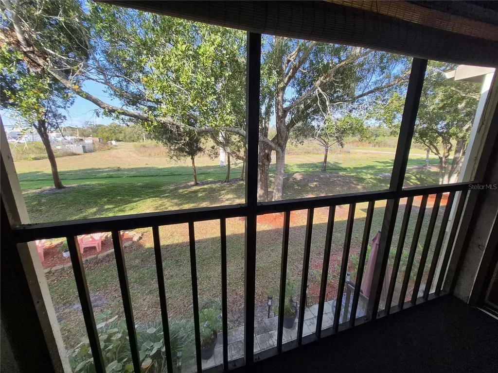 114 Meadow Lane Oldsmar FL 34677
