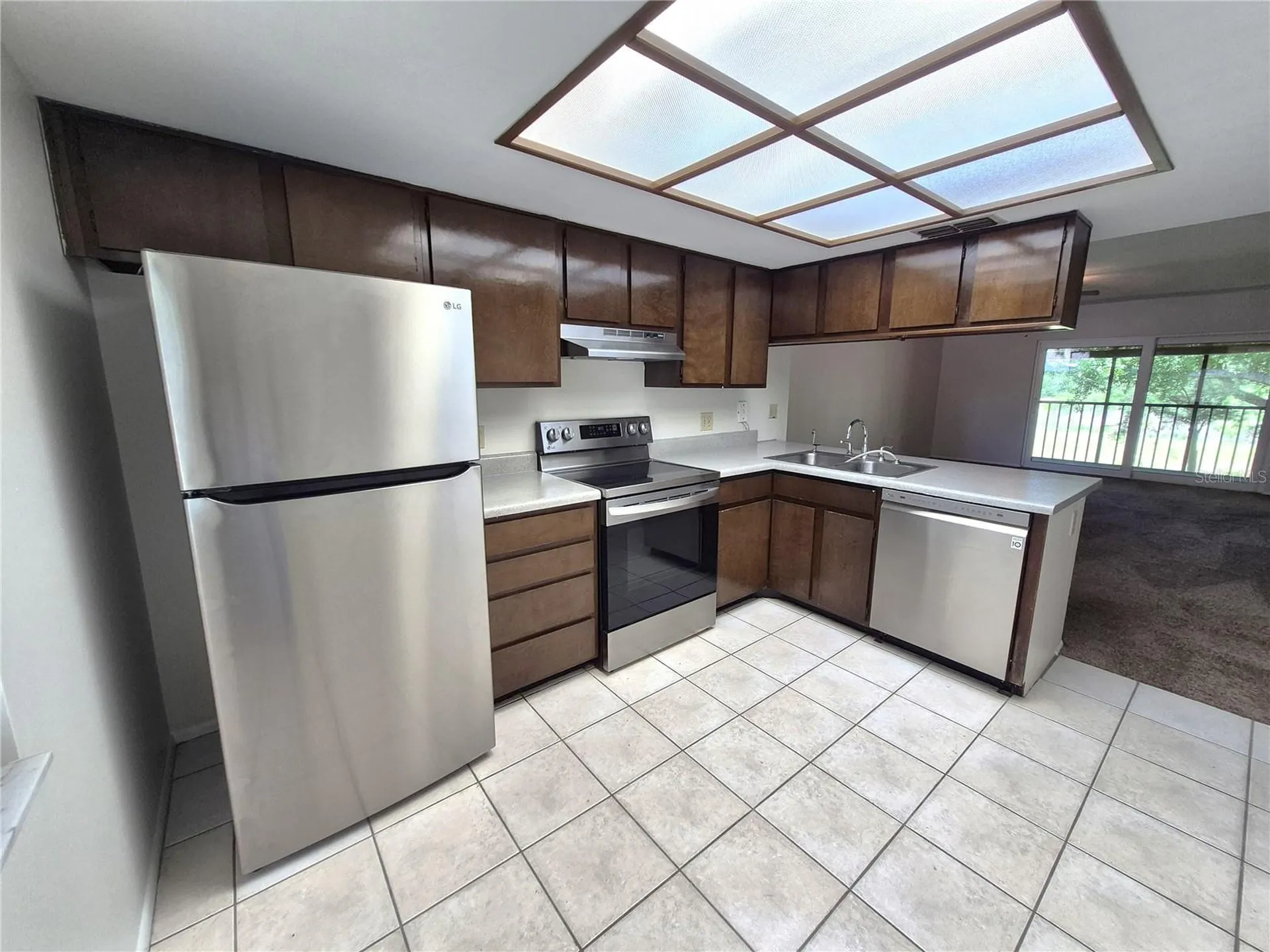 114 Meadow Lane Oldsmar FL 34677