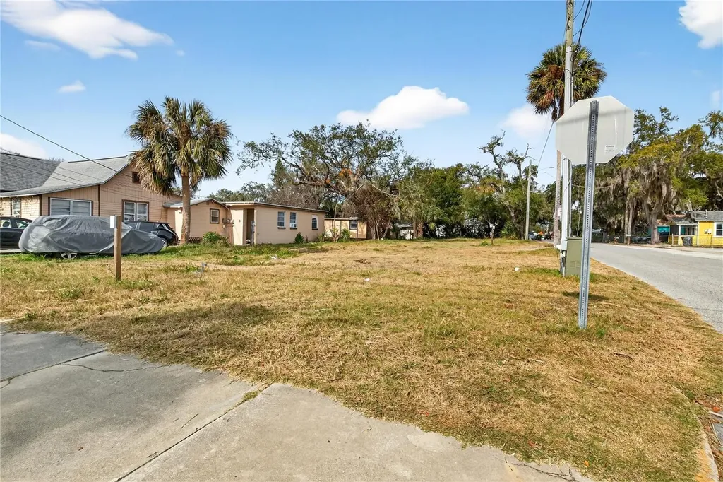 Madison Avenue Daytona Beach FL 32114