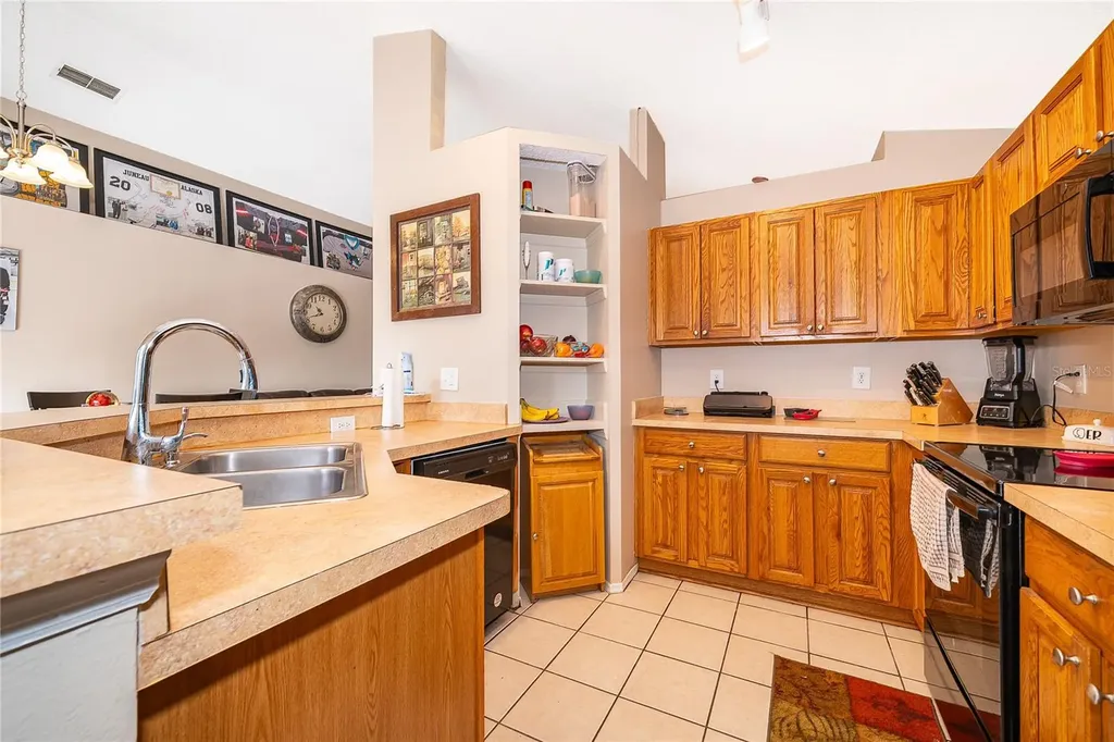 1005 Sugarberry Trail Oviedo FL 32765