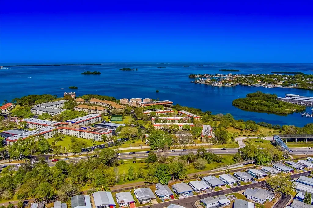 2700 Bayshore Boulevard Dunedin FL 34698