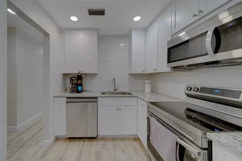 2700 Bayshore Boulevard Dunedin FL 34698